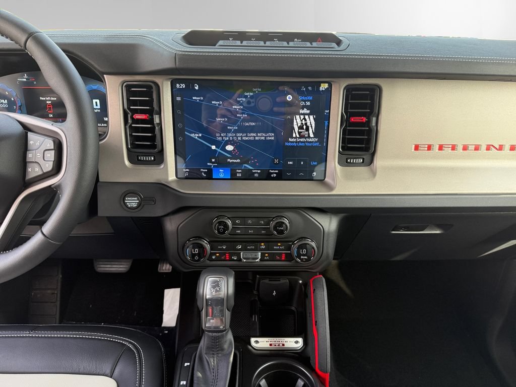 New 2026 Ford Bronco Outer Banks w/ Sasquatch Package AWD/4WD image 11