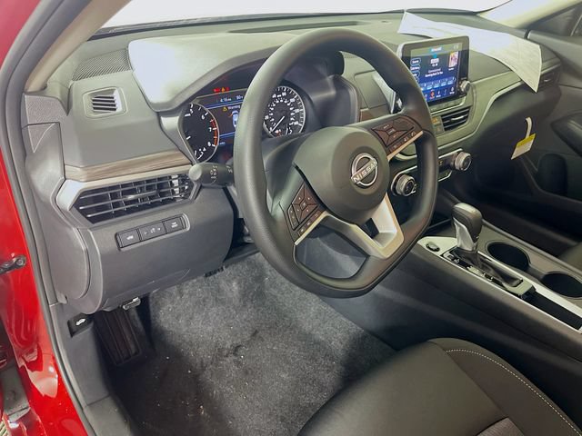 New 2026 Nissan Altima 2.5 SV FWD image 7