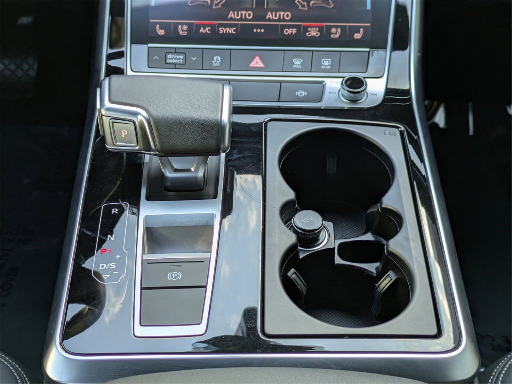 Used 2023 Audi Q8 Premium Plus image 20