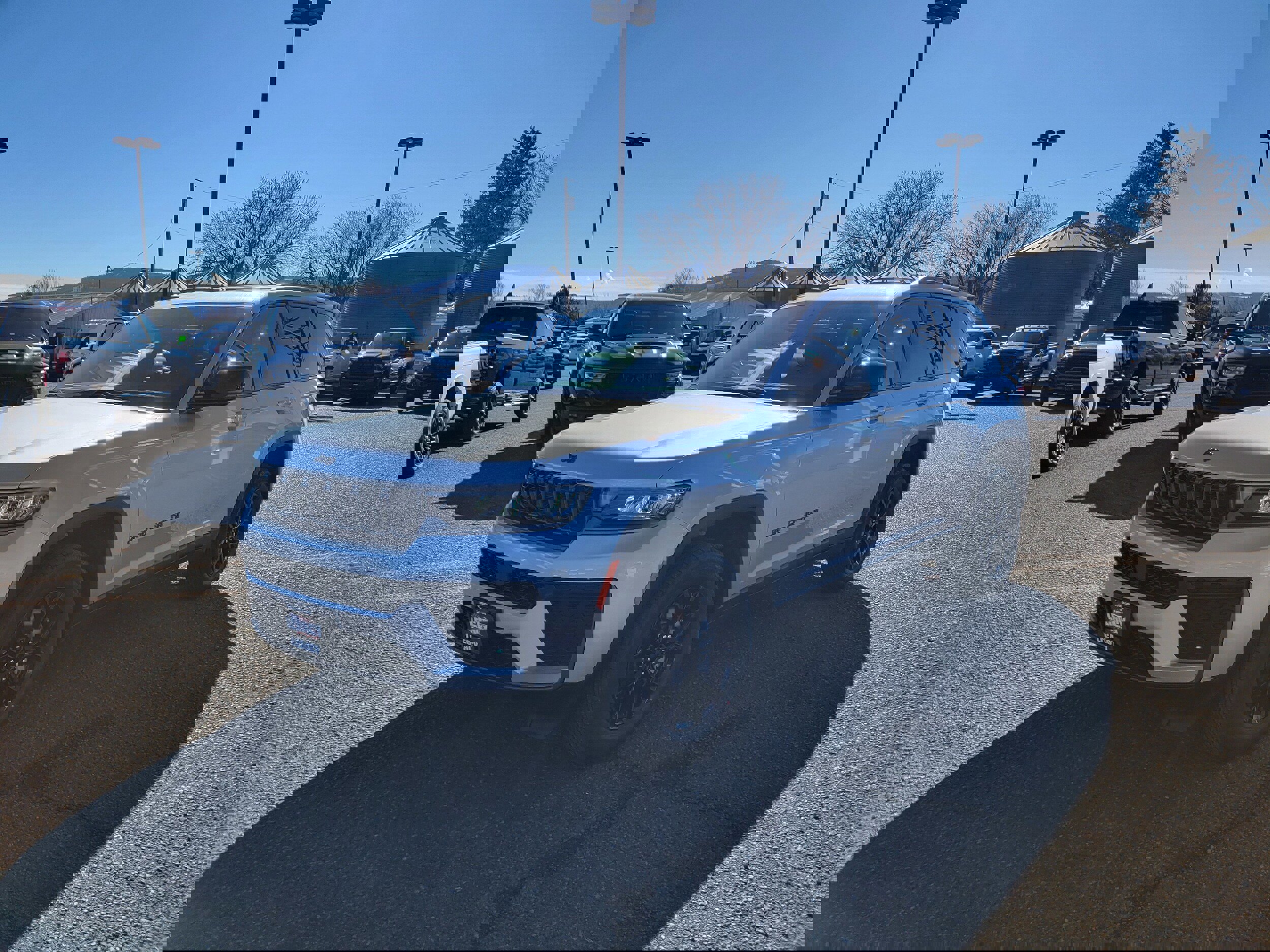 New 2026 Jeep Grand Cherokee Altitude image 14