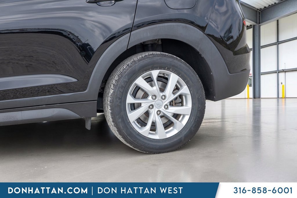 Used 2021 Hyundai Tucson SE w/ Cargo Package FWD image 30