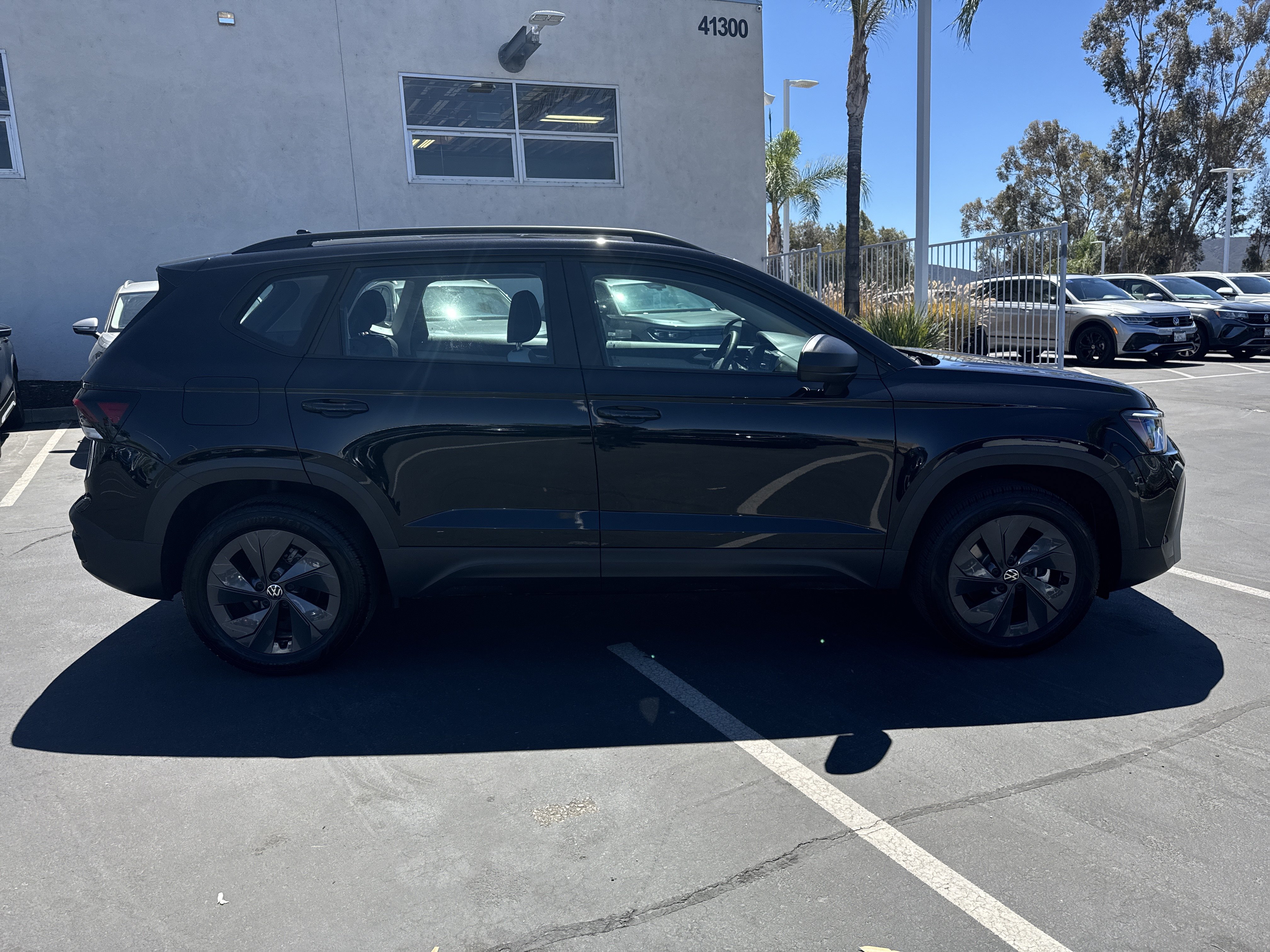 Used 2026 Volkswagen Taos S FWD image 10