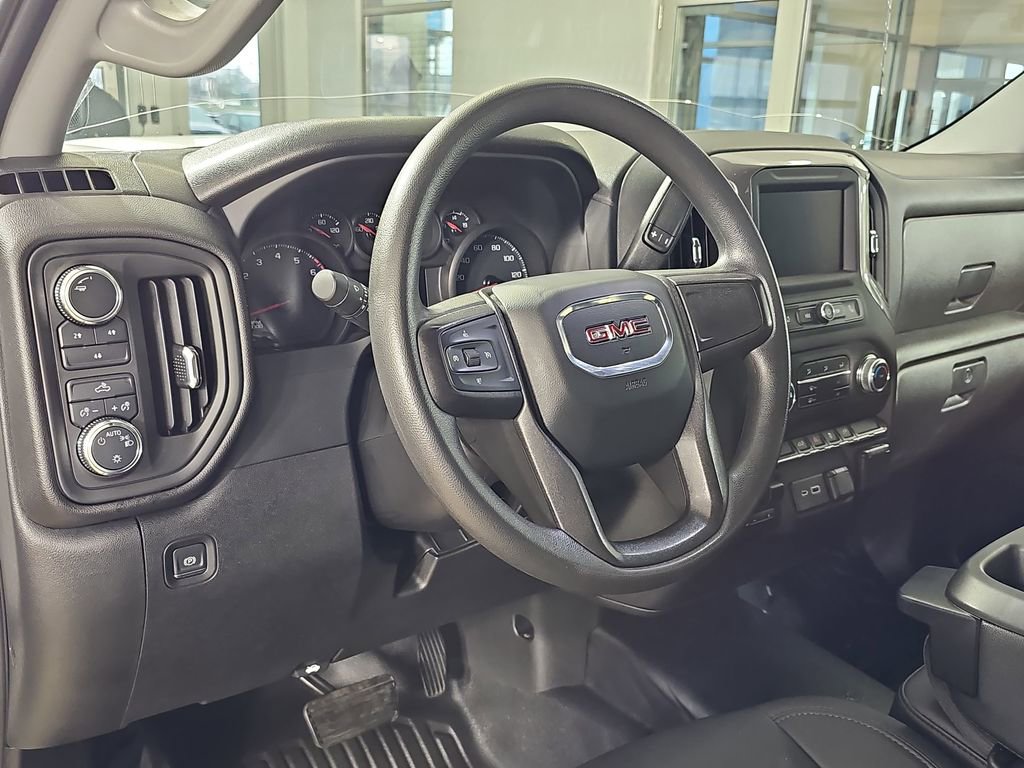 Certified 2022 GMC Sierra 3500 Pro w/ Convenience Package image 19