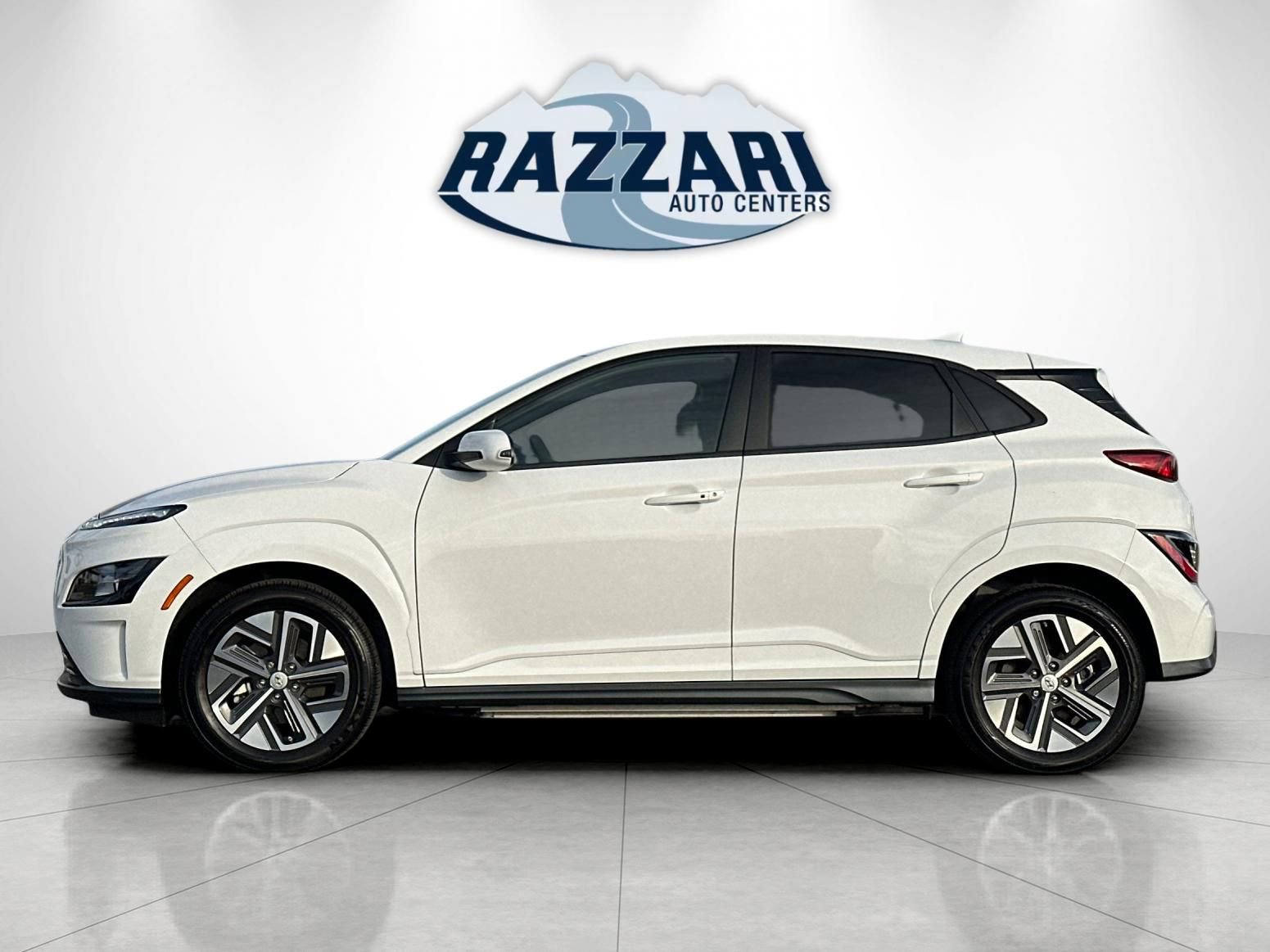 Used 2023 Hyundai Kona SE w/ Cargo Package image 6