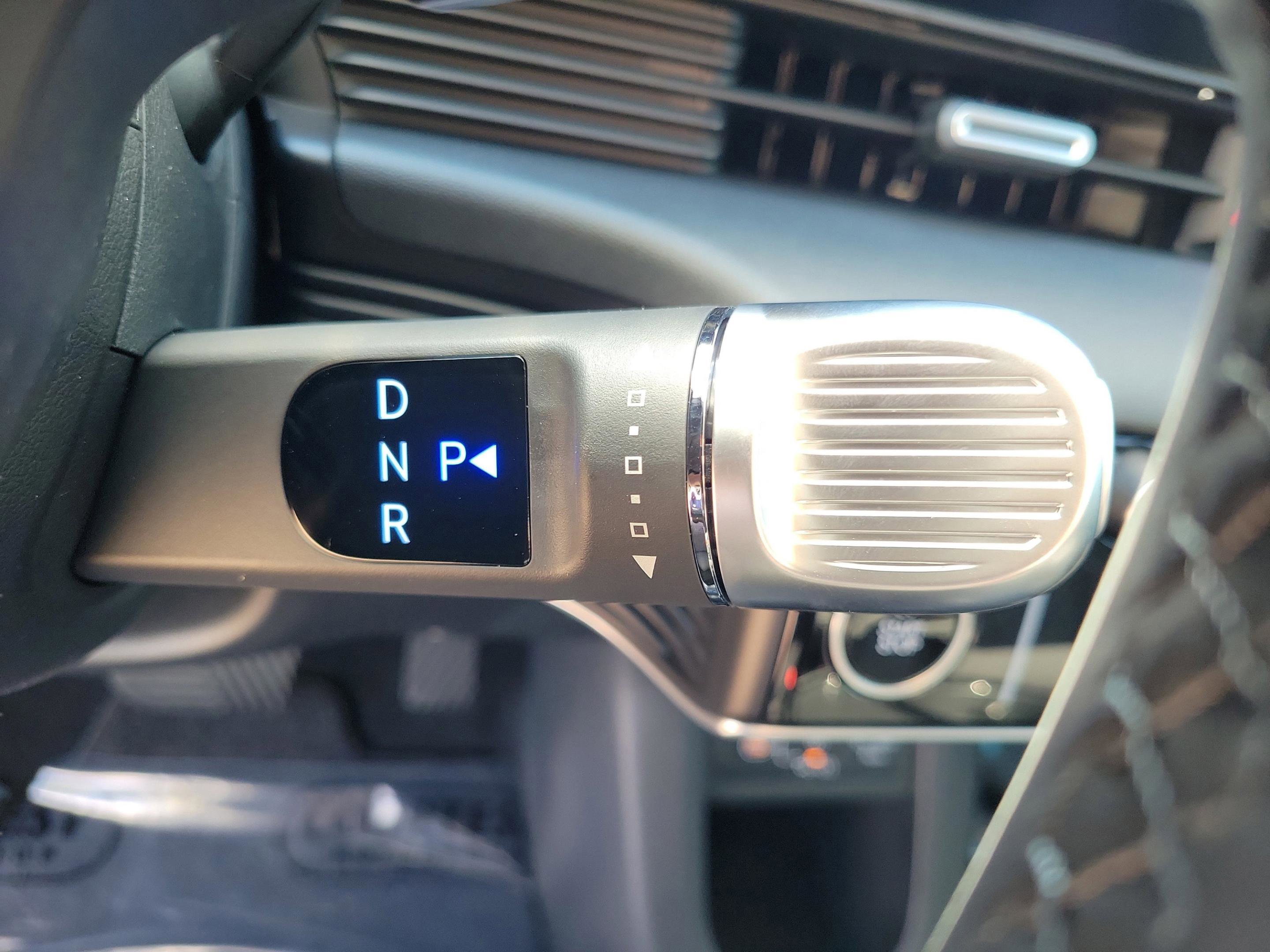 New 2025 Hyundai Ioniq 5 SE image 30