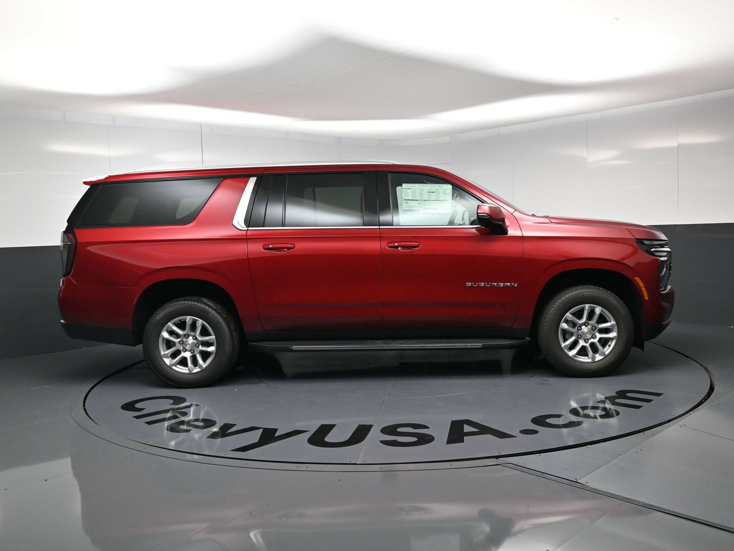 New 2026 Chevrolet Suburban LT w/ Comfort Package AWD/4WD image 10