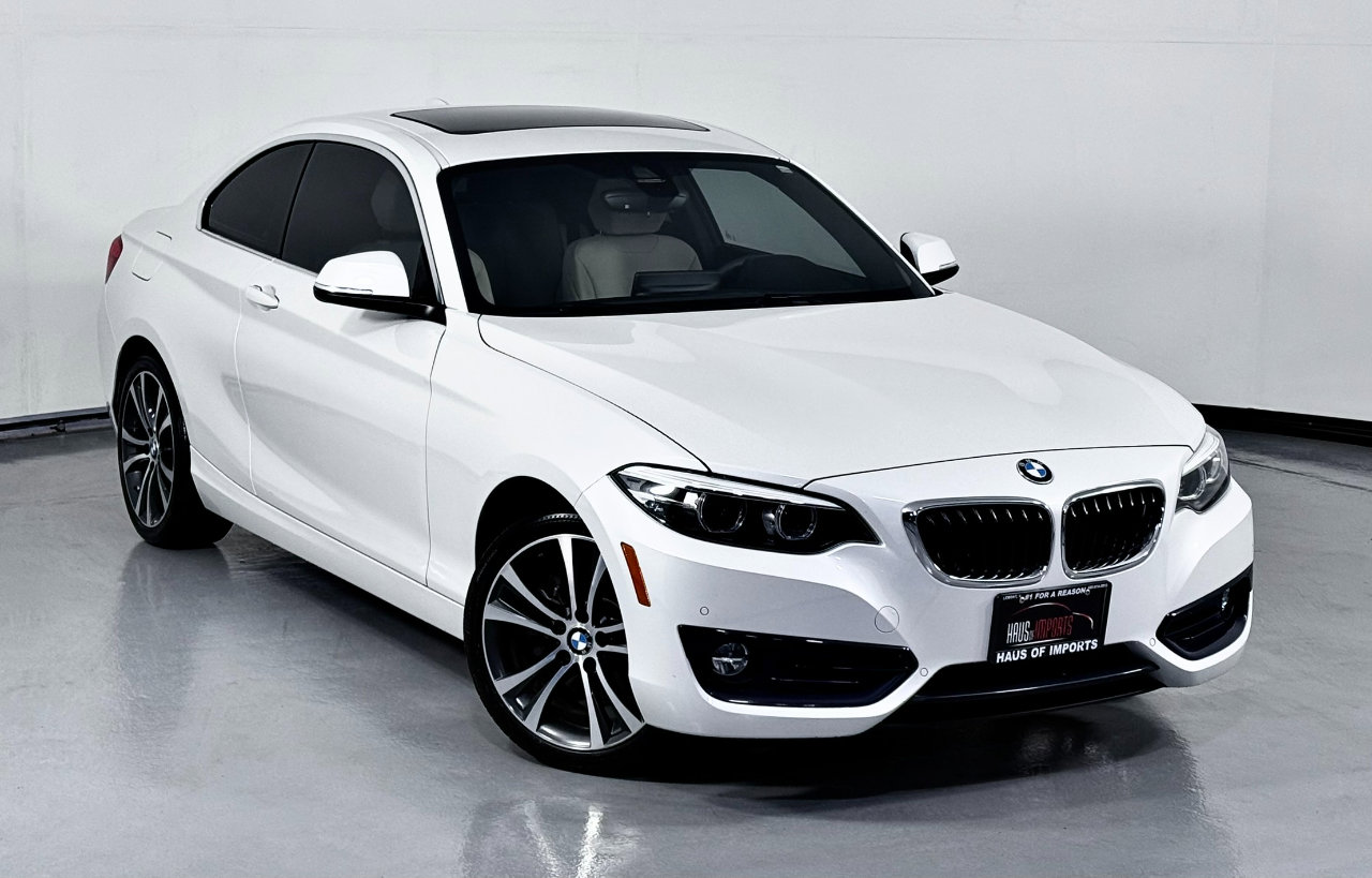 Used 2019 BMW 230i Coupe w/ Premium Package image 3