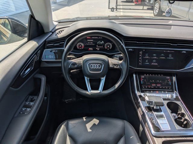 Used 2023 Audi Q8 Prestige AWD/4WD image 17