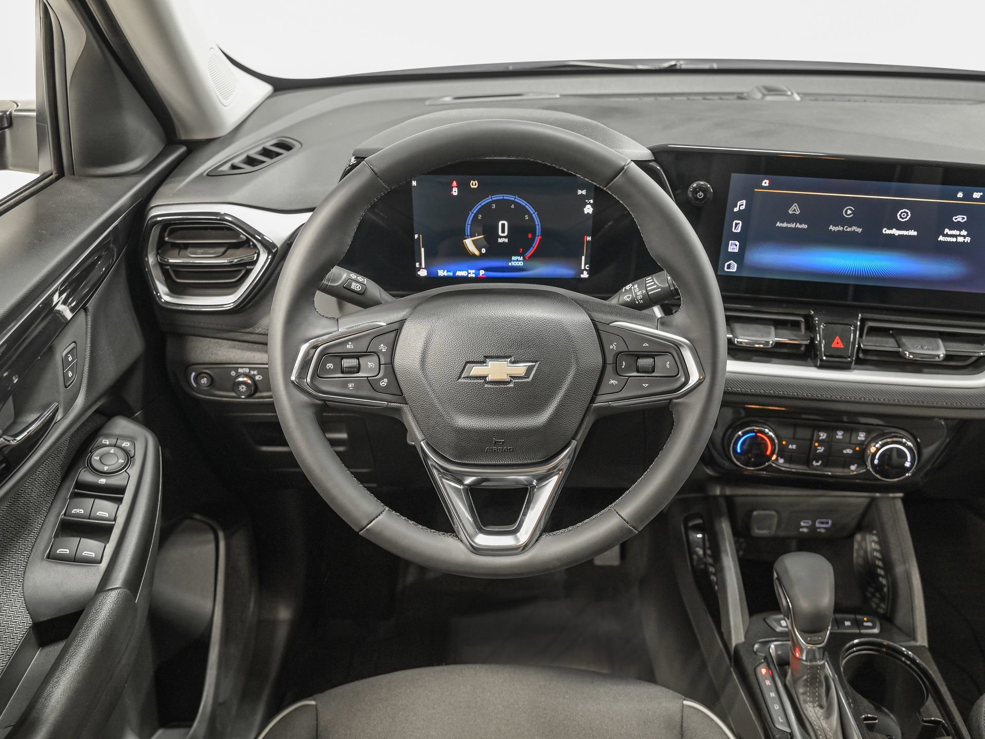 Used 2024 Chevrolet TrailBlazer LT w/ LT Cold Weather Package image 16