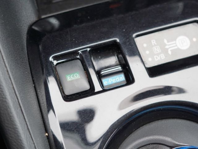 Used 2019 Nissan Leaf SL Plus w/ Protection Package image 31