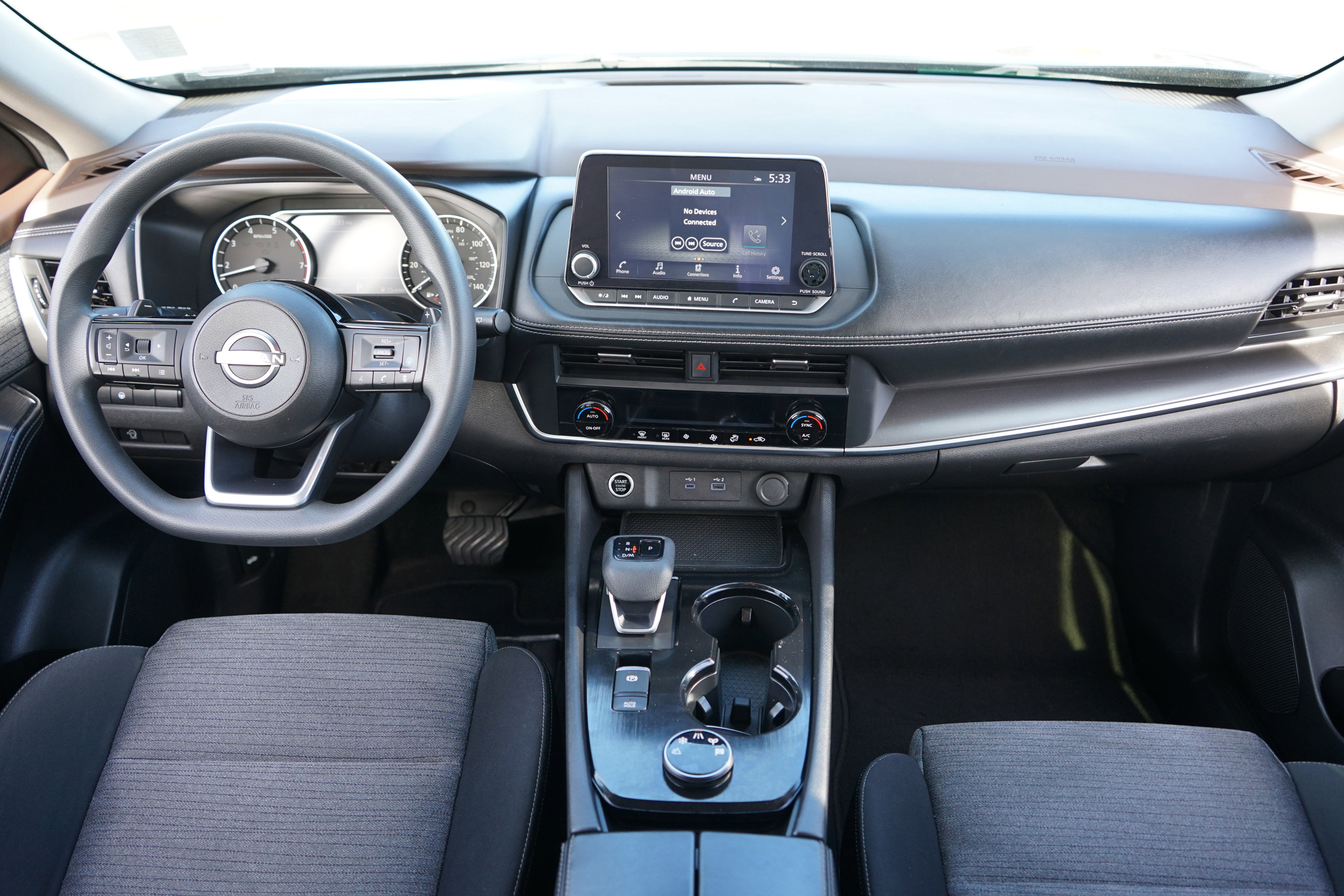 Used 2023 Nissan Rogue SV image 22