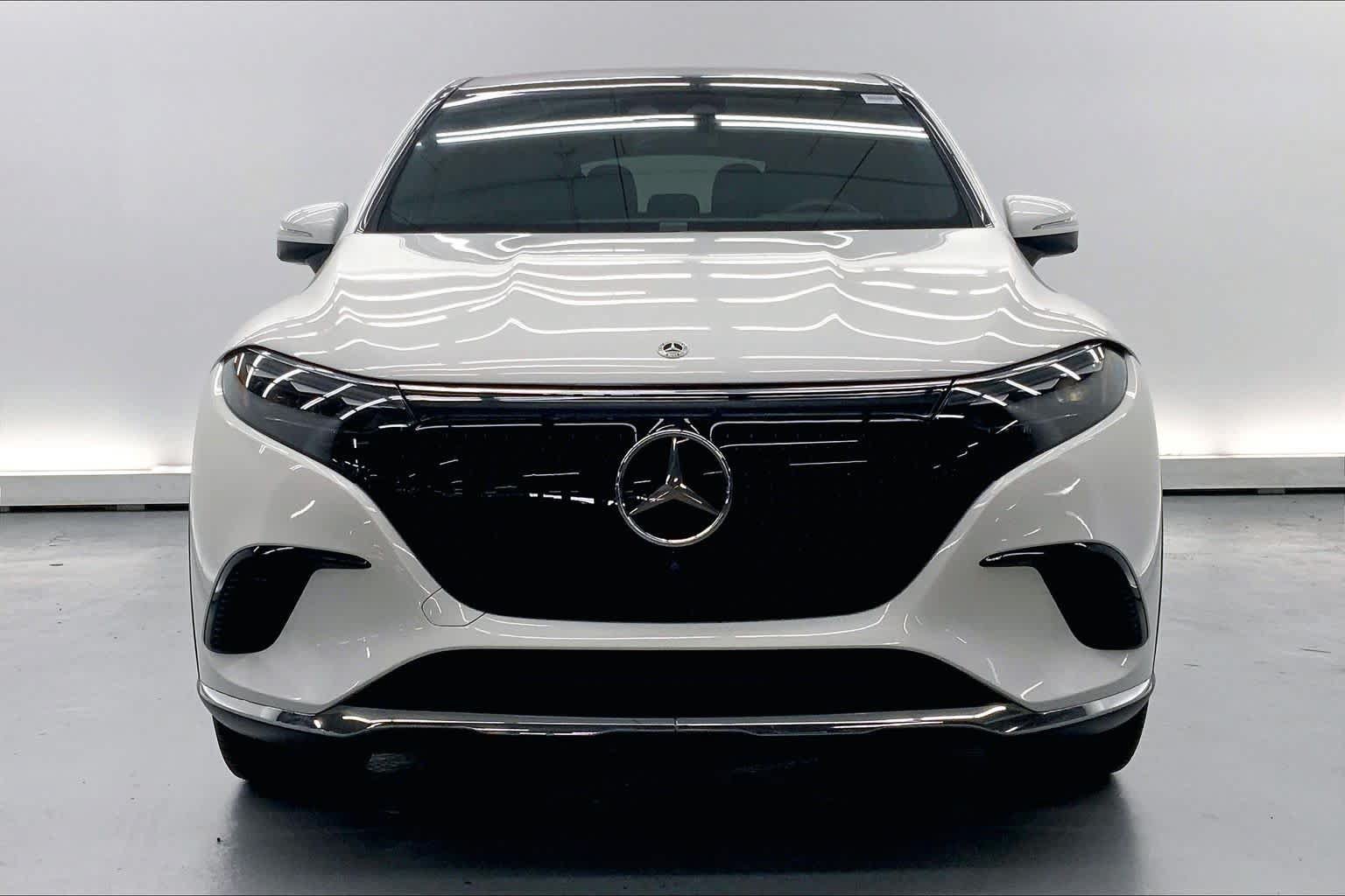 Certified 2023 Mercedes-Benz EQS 450+ SUV image 8