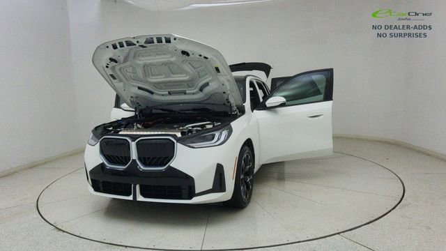 Used 2025 BMW X3 xDrive30i w/ Premium Package image 70