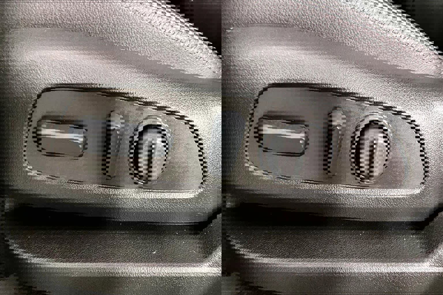 Used 2023 GMC Terrain Denali w/ Black Diamond Edition AWD/4WD image 31