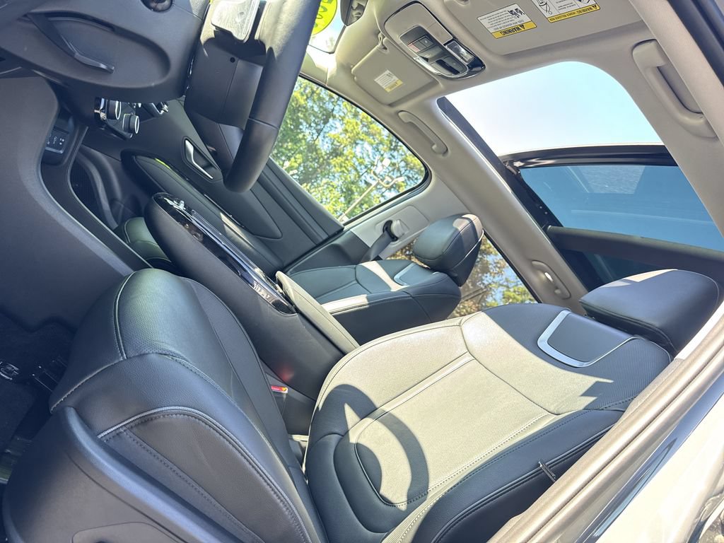 Used 2025 Hyundai Tucson Limited AWD/4WD image 33