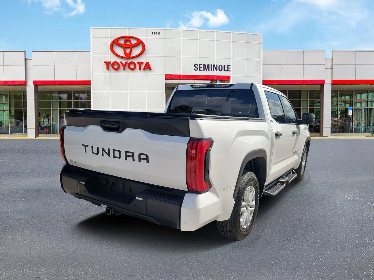 Used 2026 Toyota Tundra SR5 w/ SR5 Convenience Package AWD/4WD image 3