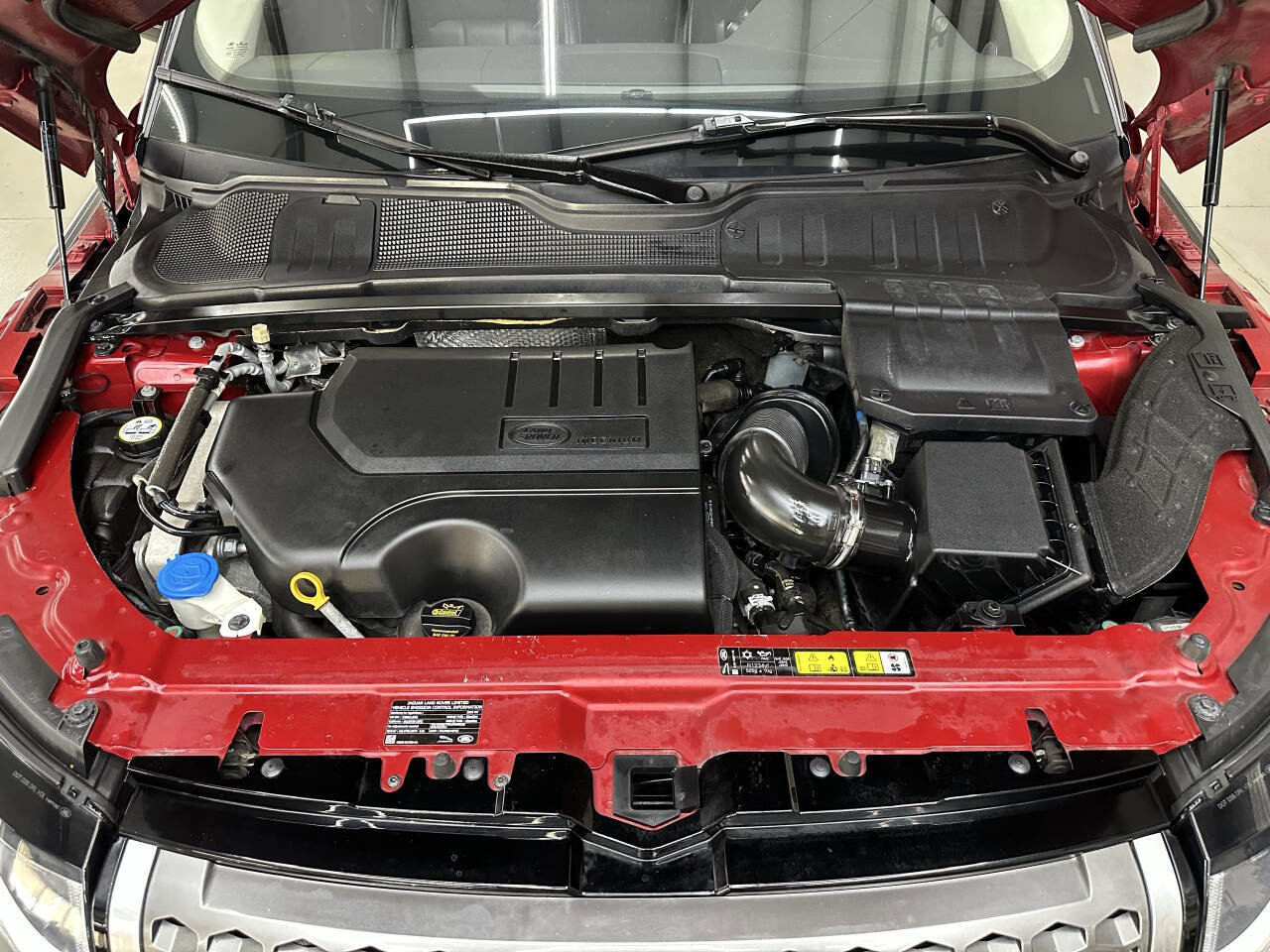 Used 2019 Land Rover Range Rover Evoque HSE image 7