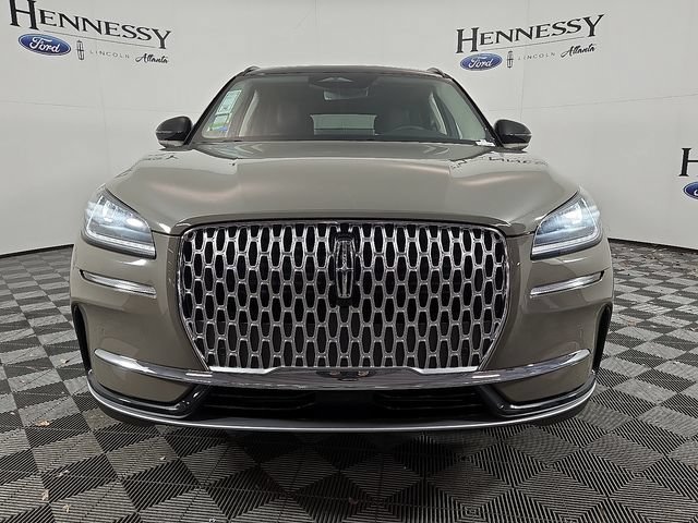 Used 2026 Lincoln Corsair Premiere FWD image 2