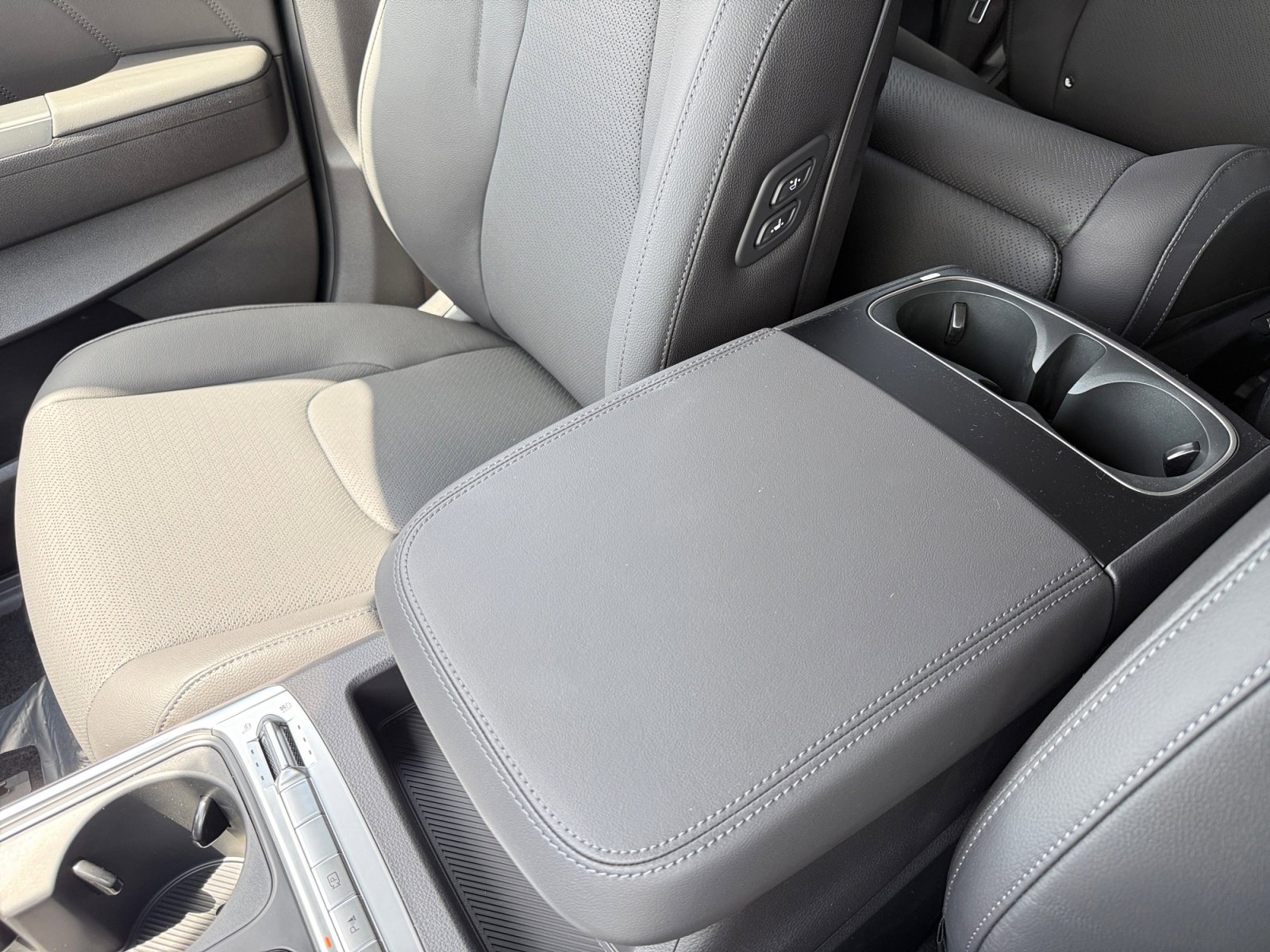 New 2026 Kia Carnival SX Prestige FWD image 14