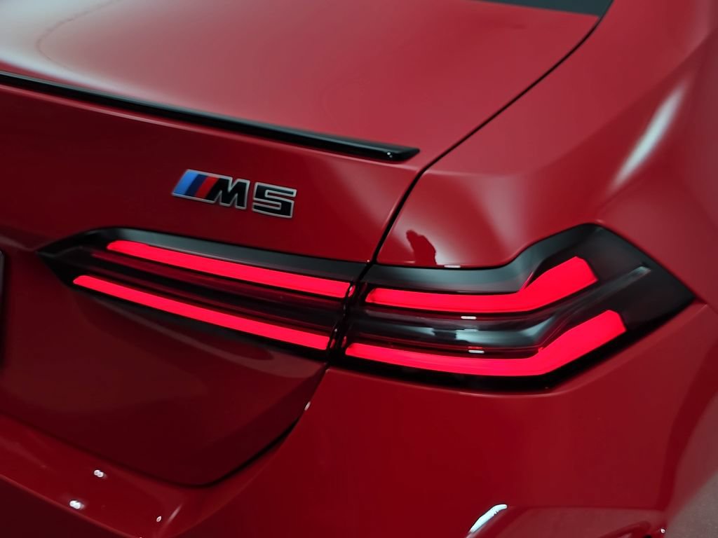 New 2027 BMW M5 w/ Executive Package AWD/4WD image 33