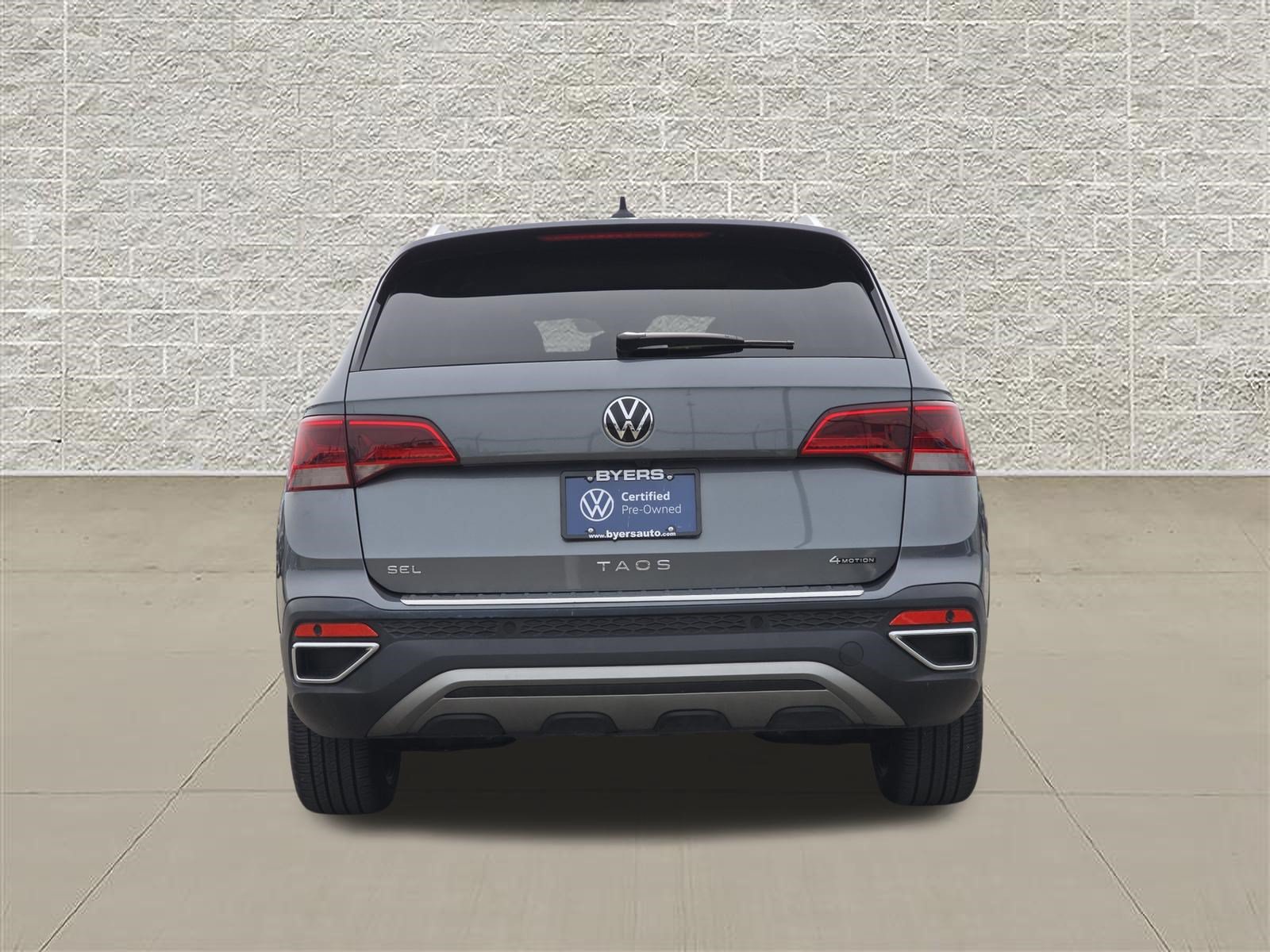 Certified 2023 Volkswagen Taos SEL AWD/4WD image 6