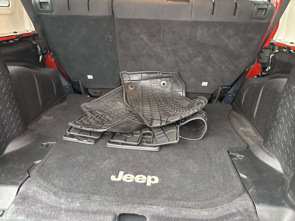 Used 2015 Jeep Wrangler Unlimited Sahara w/ Max Tow Package image 29