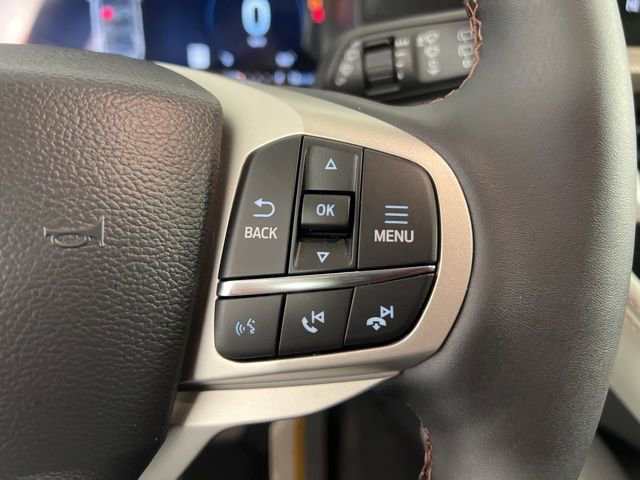 New 2026 Ford Explorer Active AWD/4WD image 17