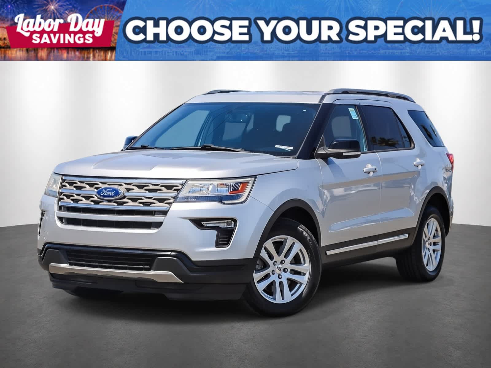 Used 2018 Ford Explorer XLT w/ Equipment Group 201A AWD/4WD image 1
