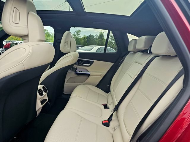 New 2027 Mercedes-Benz GLC 300 4MATIC image 23