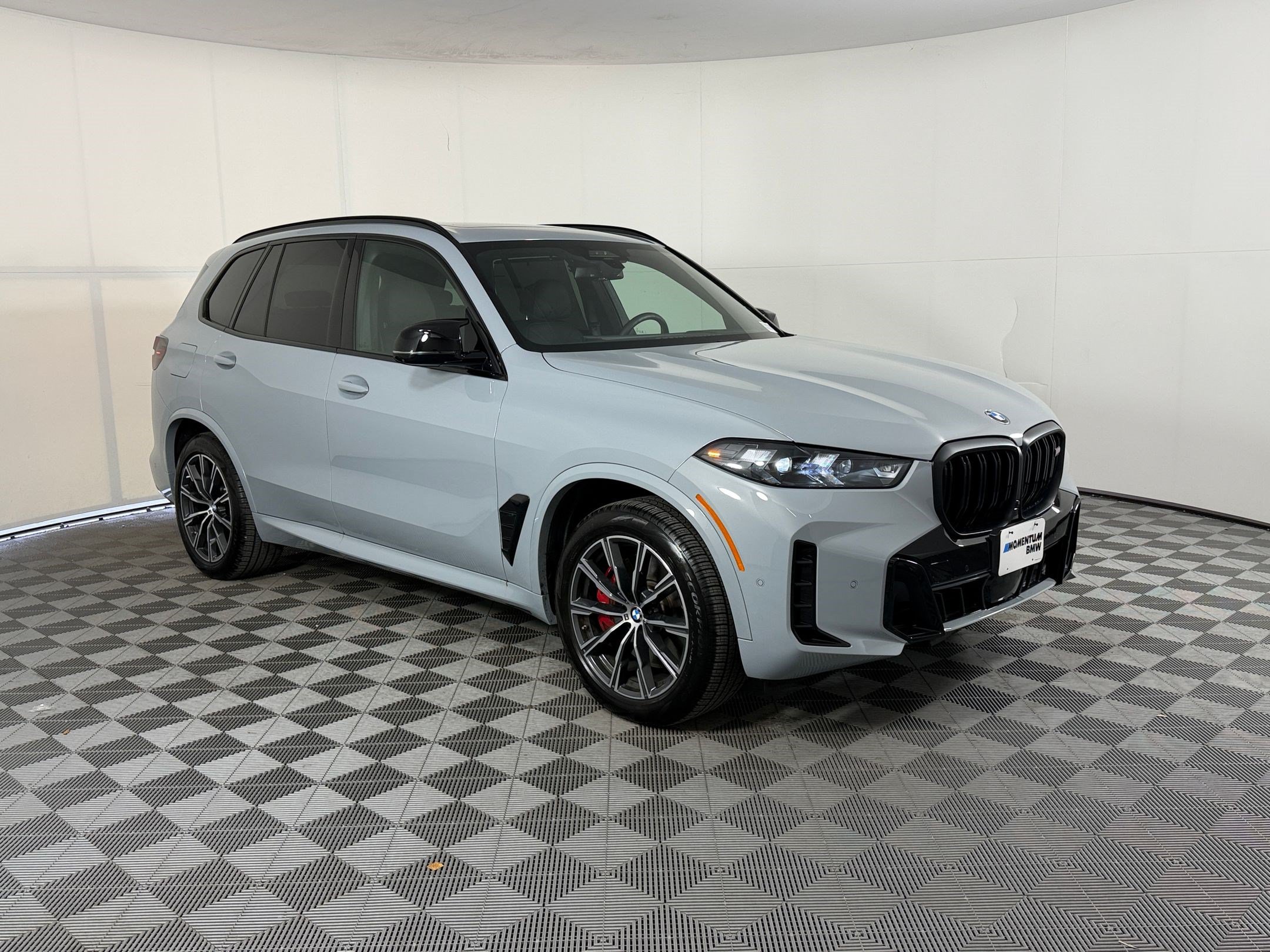 Used 2026 BMW X5 M60i AWD/4WD image 7