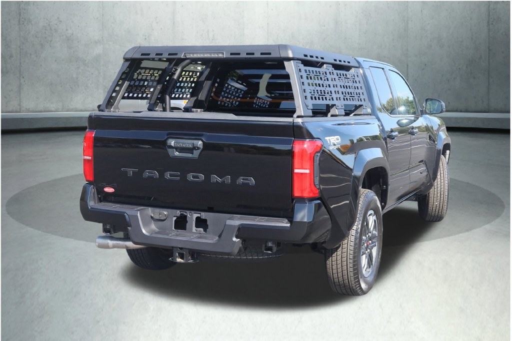 Used 2025 Toyota Tacoma TRD Sport AWD/4WD image 26