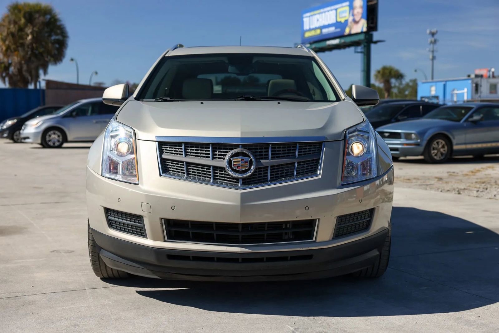 Used 2010 Cadillac SRX Luxury image 9