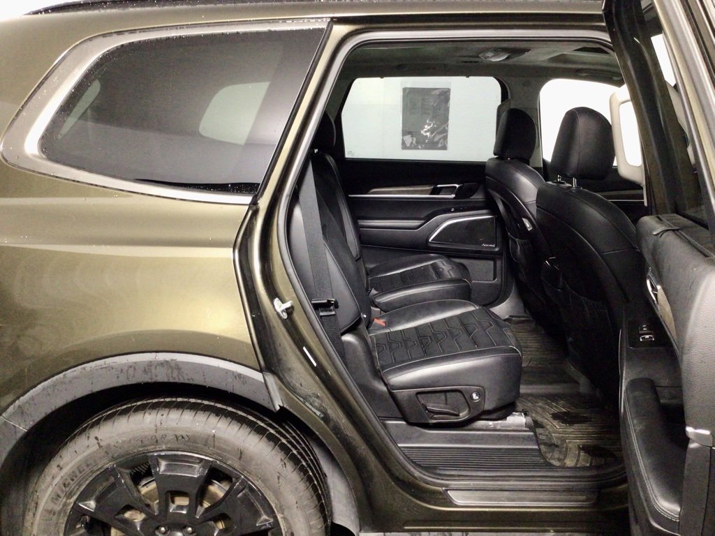 Used 2021 Kia Telluride SX w/ SX Prestige Package image 30