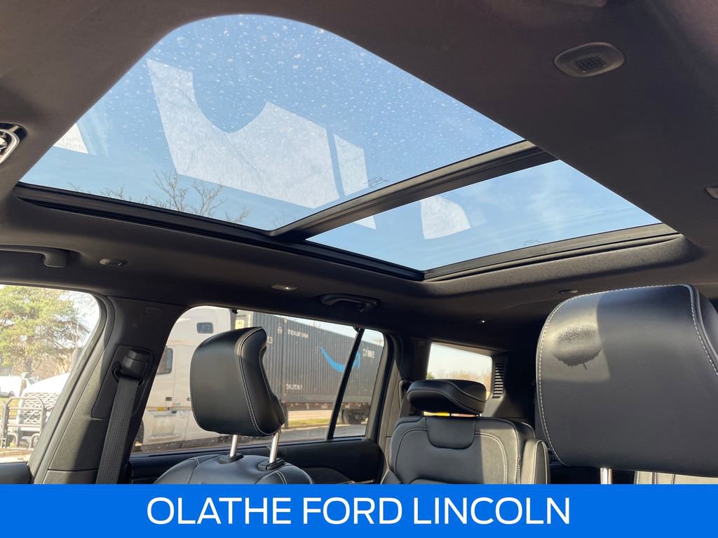 Used 2021 Jeep Grand Cherokee L Overland w/ Advanced Protech Group III image 29