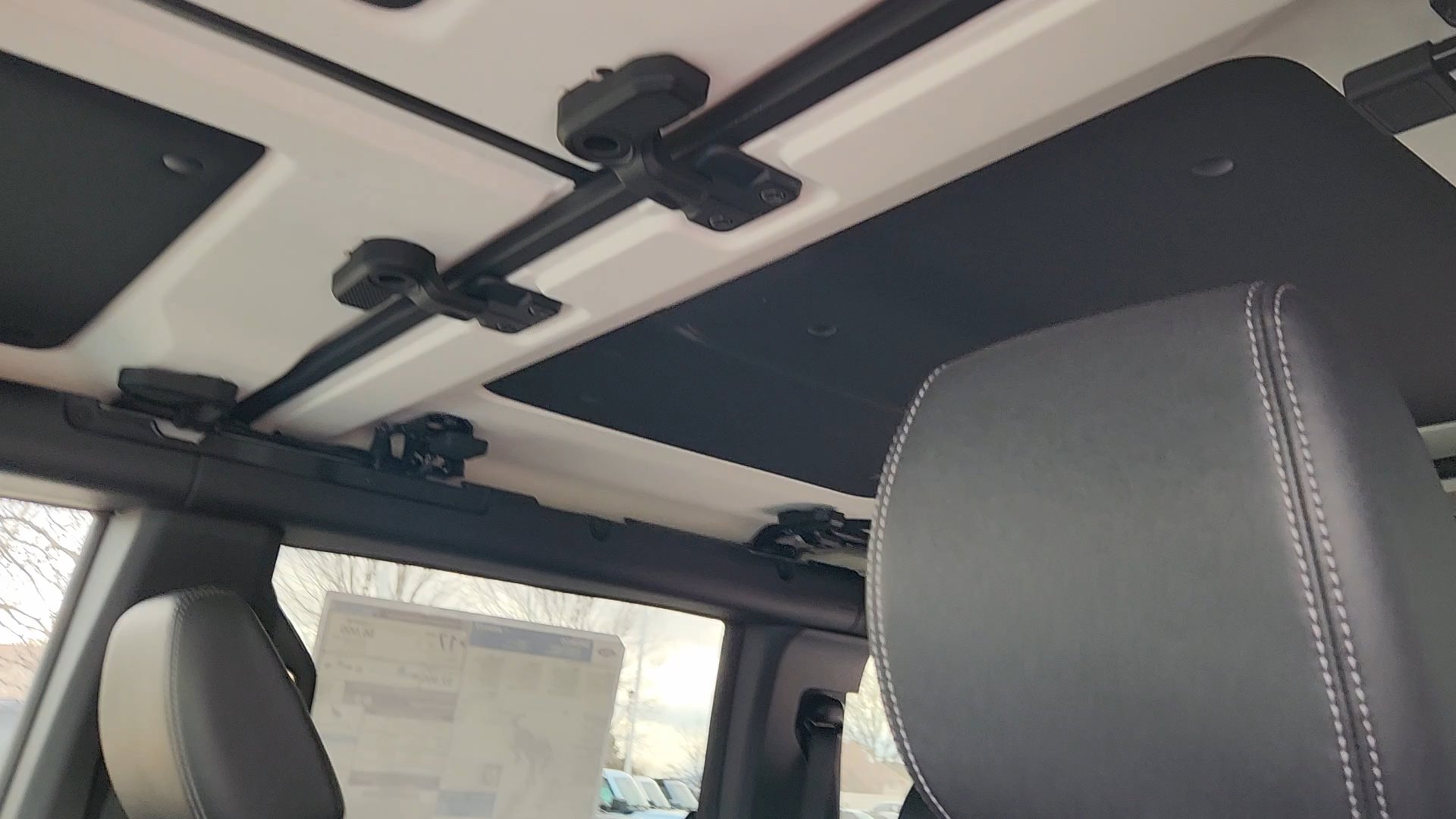 New 2026 Ford Bronco Badlands image 32