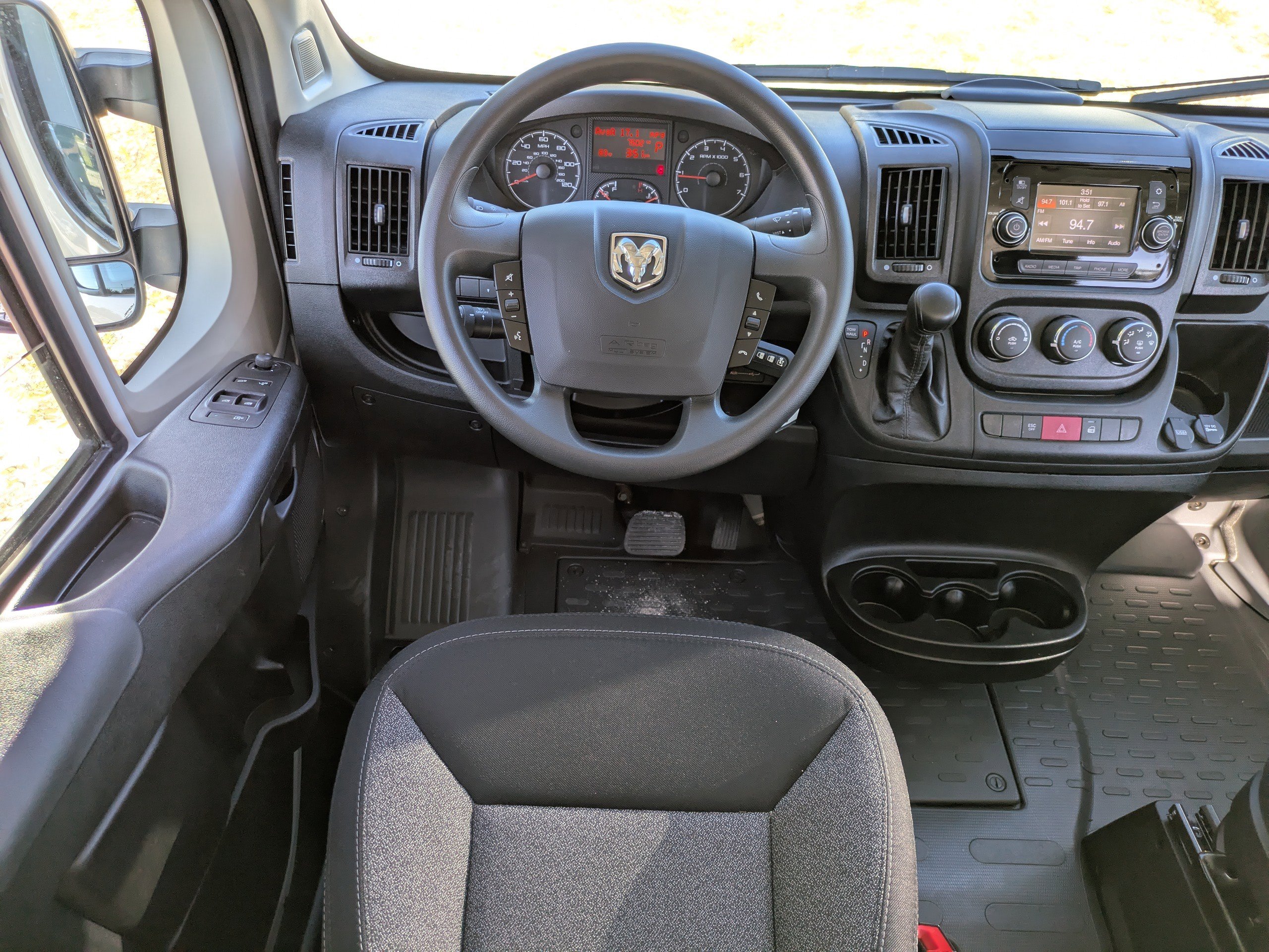 Used 2021 RAM ProMaster 2500 image 17