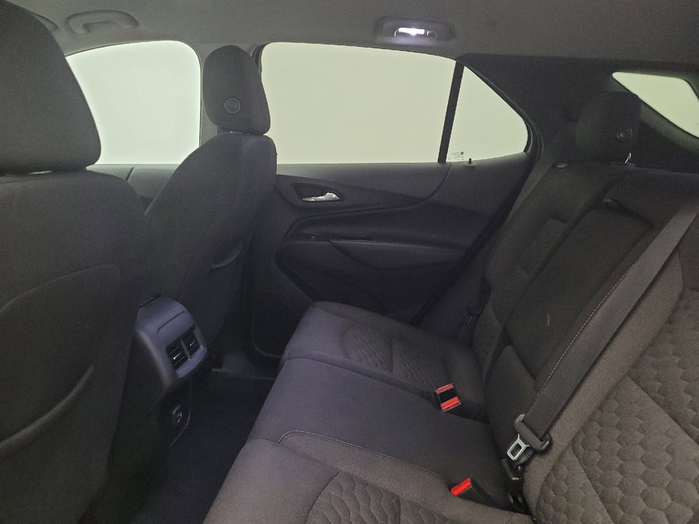 Used 2020 Chevrolet Equinox LT image 18