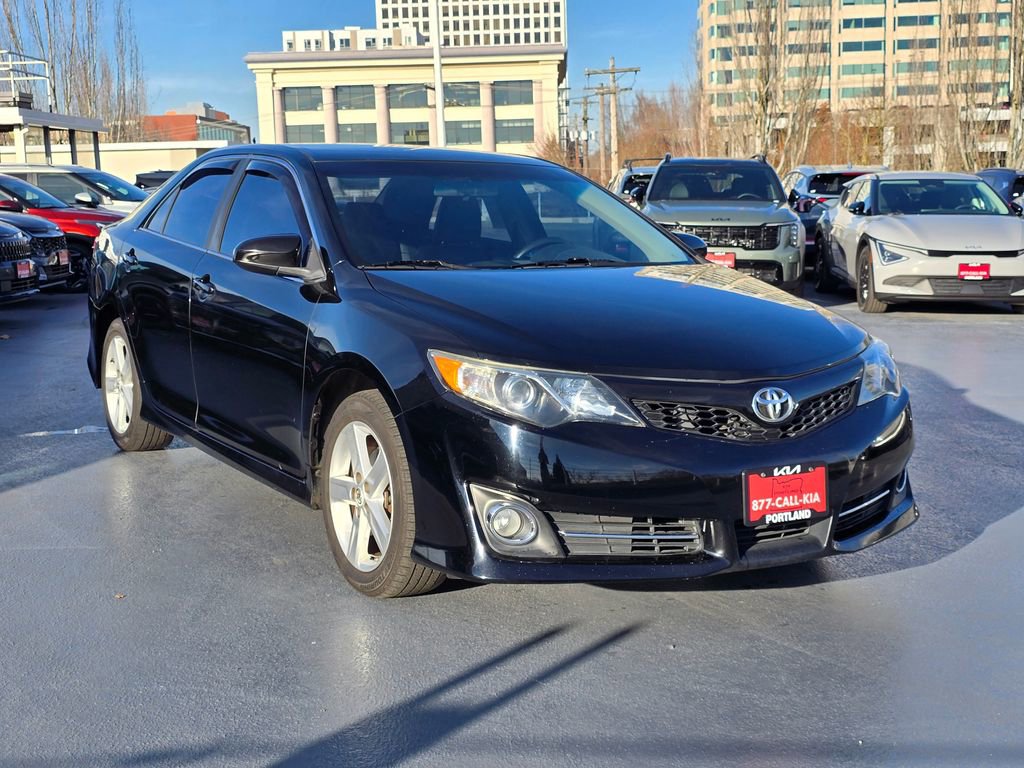 Used 2013 Toyota Camry SE image 7