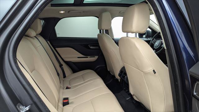 Used 2020 Jaguar F-PACE Premium AWD/4WD image 18