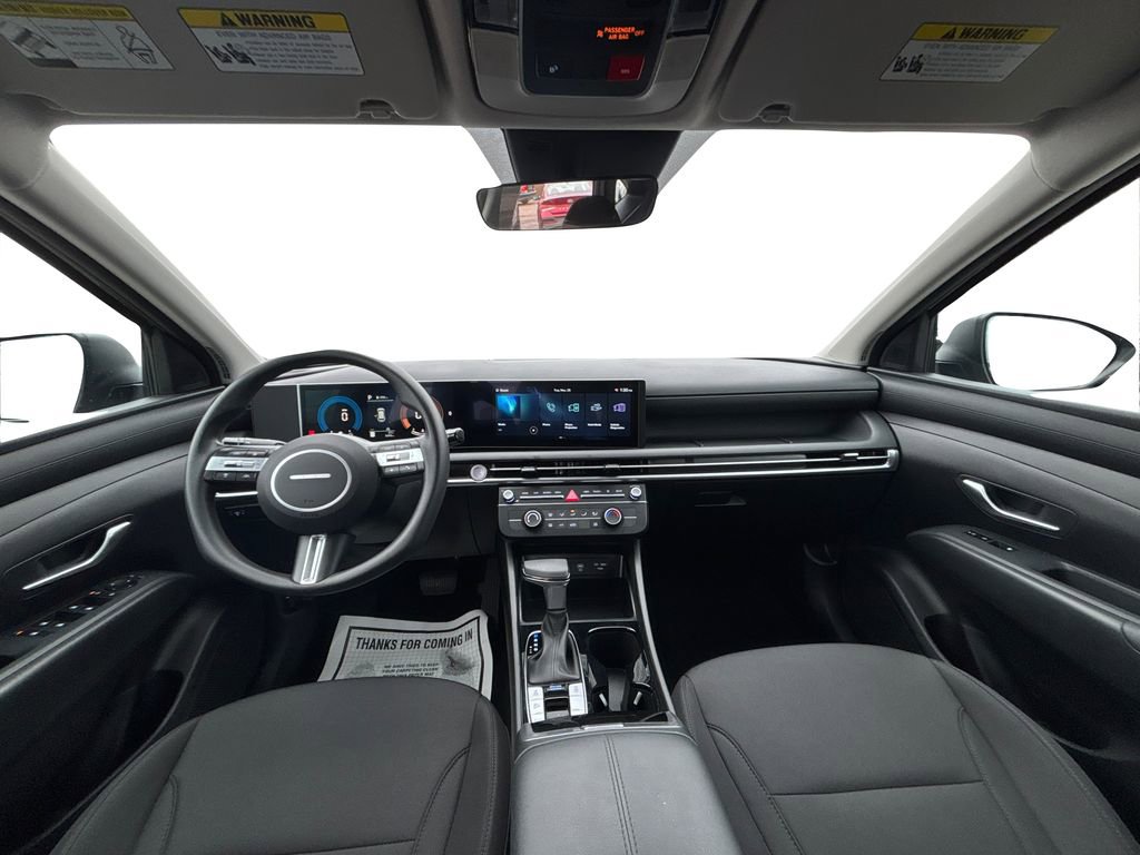 Certified 2025 Hyundai Tucson SE image 17