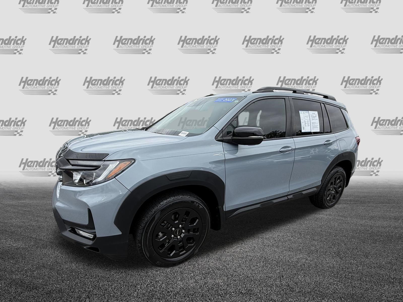 Used 2023 Honda Passport TrailSport image 5