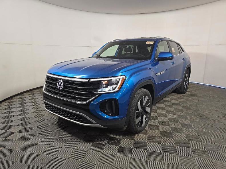 Used 2024 Volkswagen Atlas Cross Sport SE AWD/4WD image 1