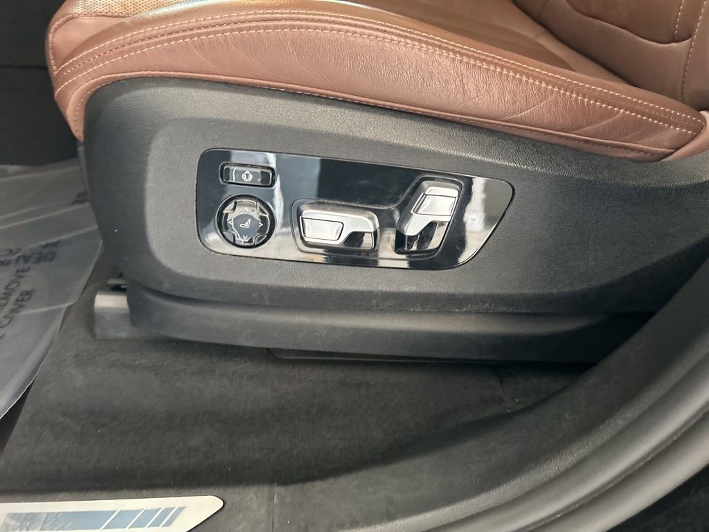 Used 2022 BMW X7 M50i w/ Dynamic Handling Package image 64