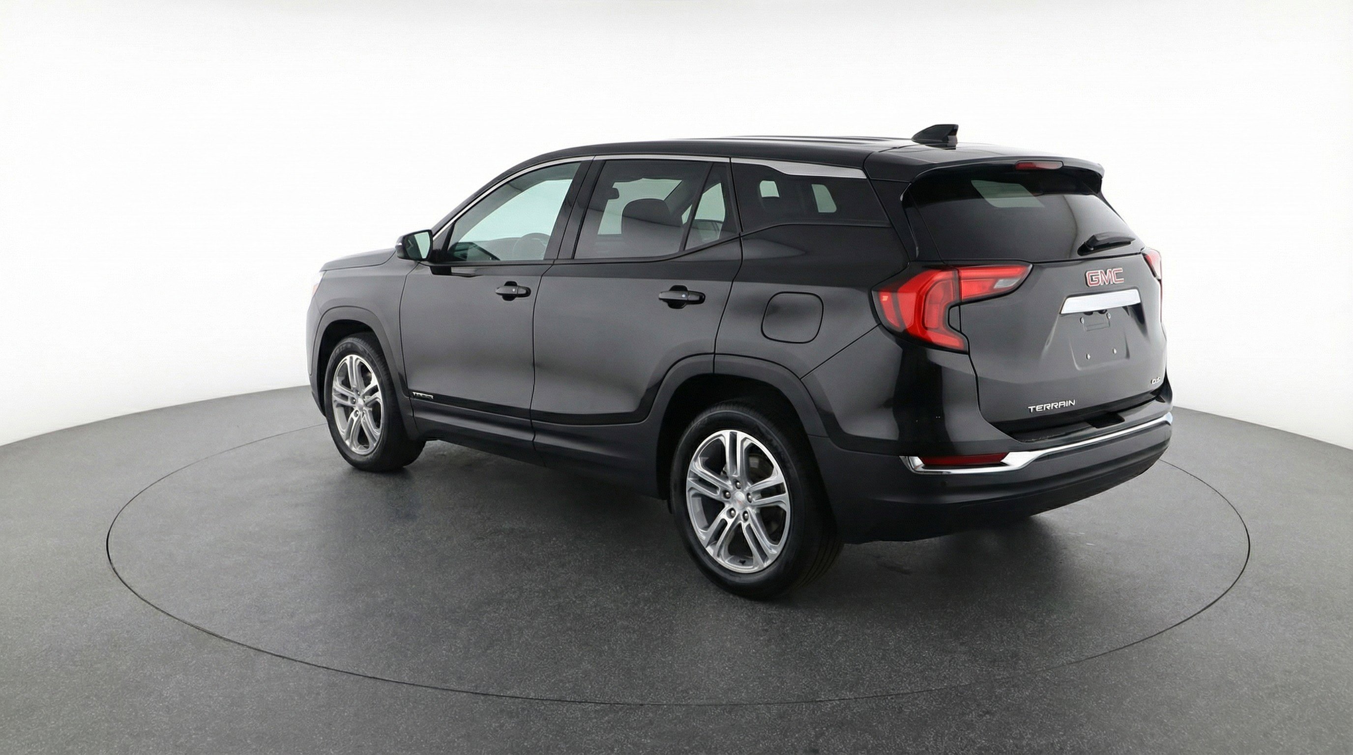 Used 2024 GMC Terrain SLE FWD image 6