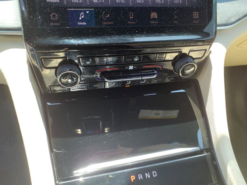 Used 2024 Jeep Grand Cherokee Limited image 13