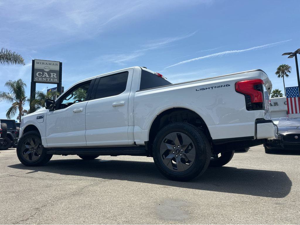 Used 2024 Ford F150 Lightning Flash AWD/4WD image 3