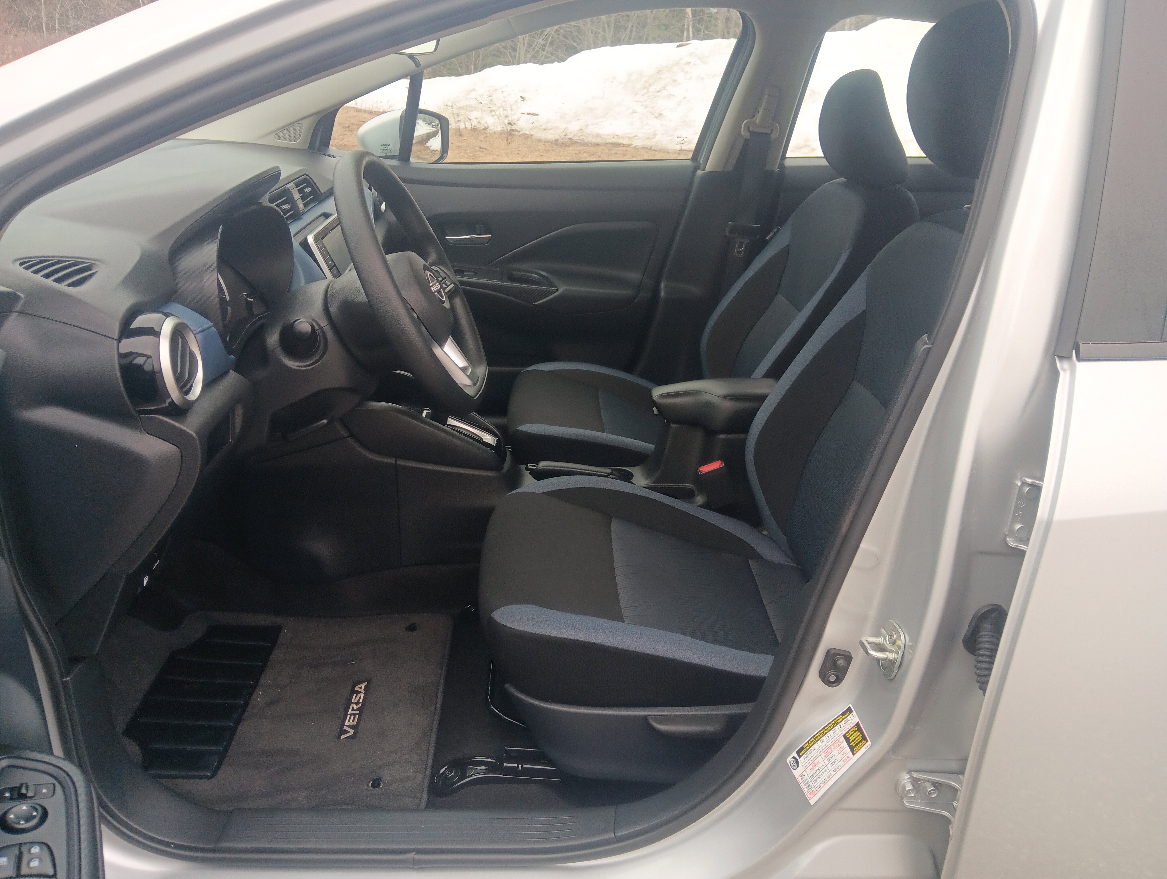 Certified 2025 Nissan Versa SV w/ Trunk Package image 14