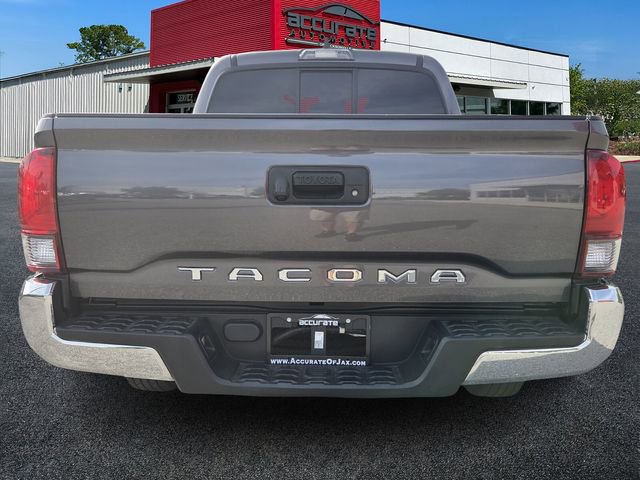 Used 2021 Toyota Tacoma SR5 w/ SR5 Appearance Package (SM) image 4