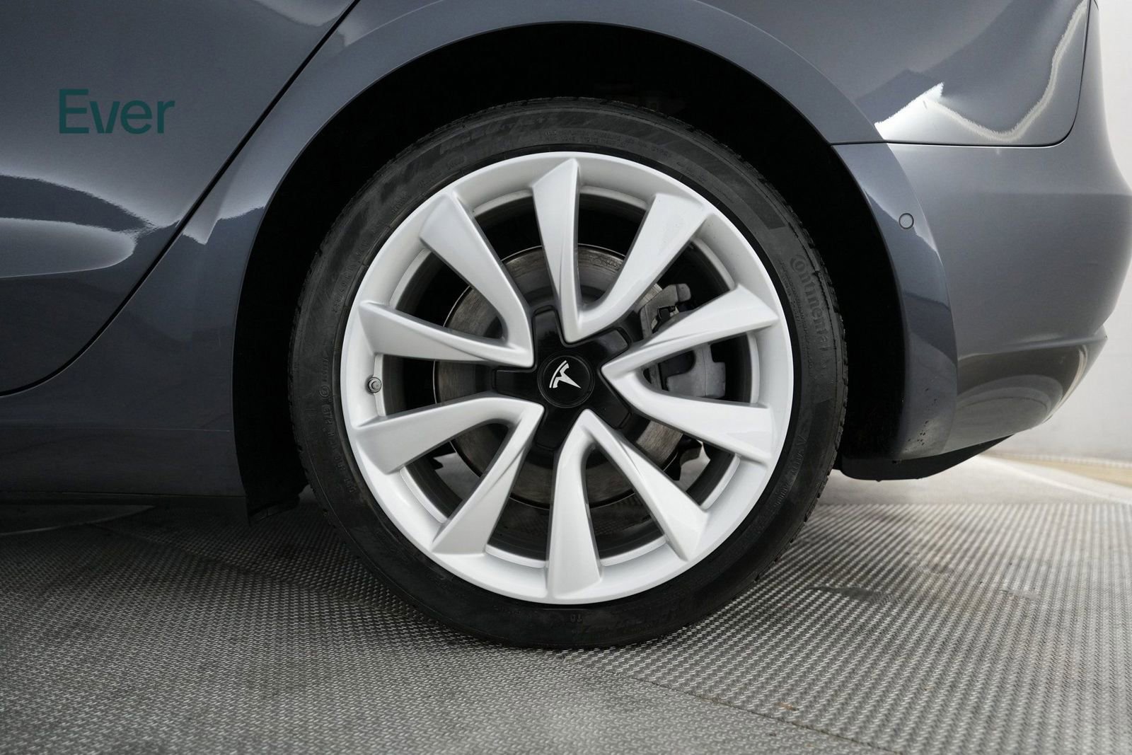 Used 2019 Tesla Model 3 Standard Range Plus image 17