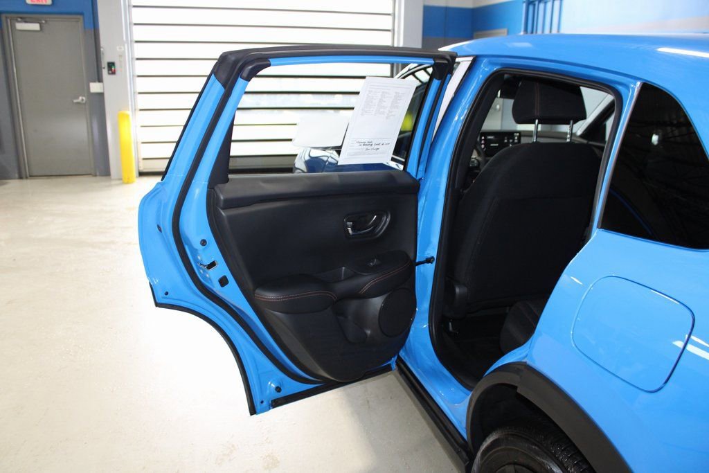 Certified 2026 Honda HR-V Sport image 15